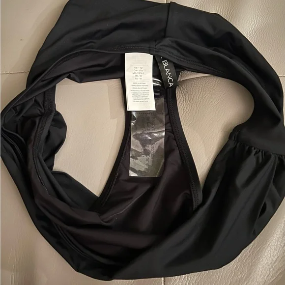 La Blanca black shirred band hipster swim bottom - Picture 2 of 5
